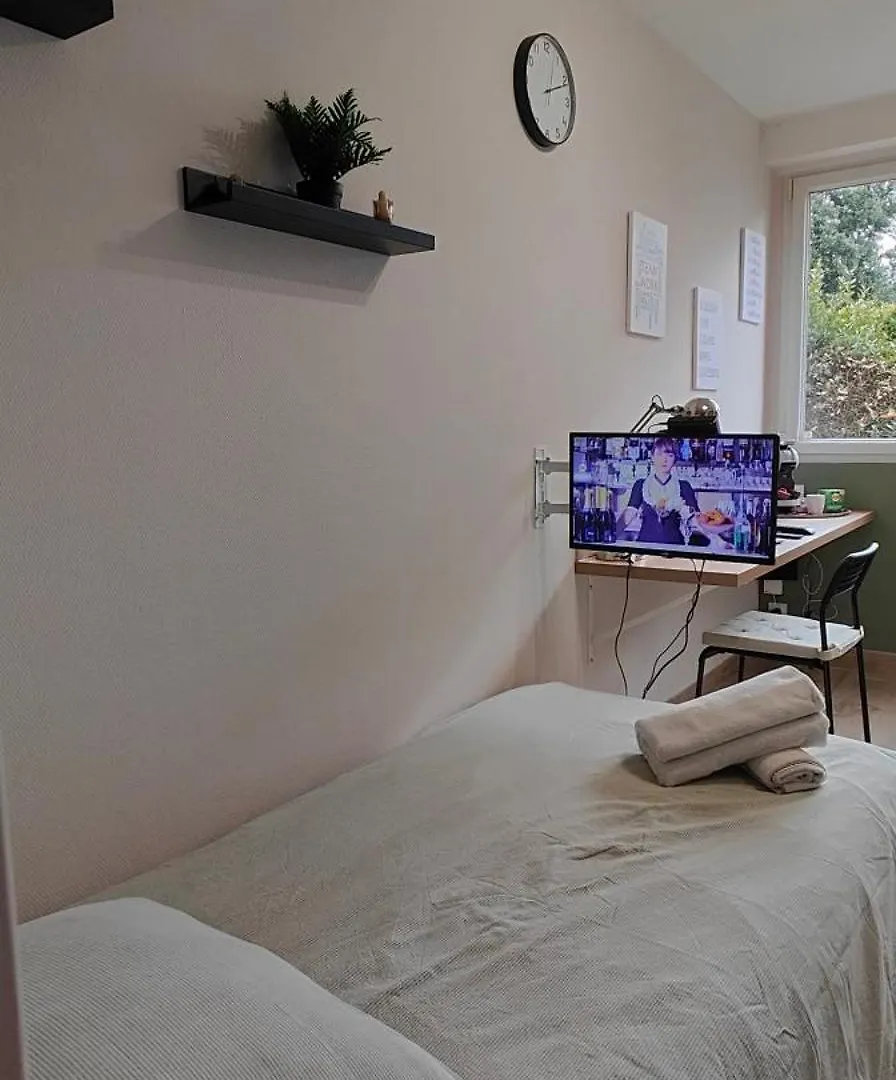 Votre Refuge Urbain Logement Complet Pour Etudiants Et Pros Rennes Hotel Cápsula